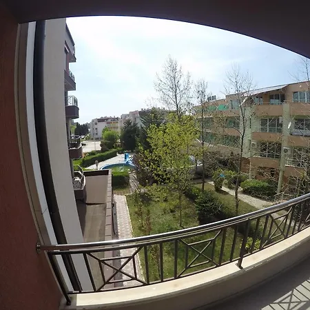 Vp Pasific 1 Apartment
